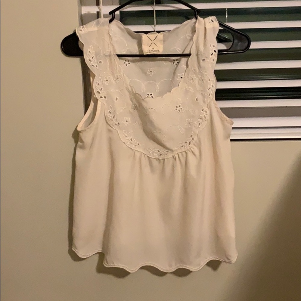 Pins and Needles tank